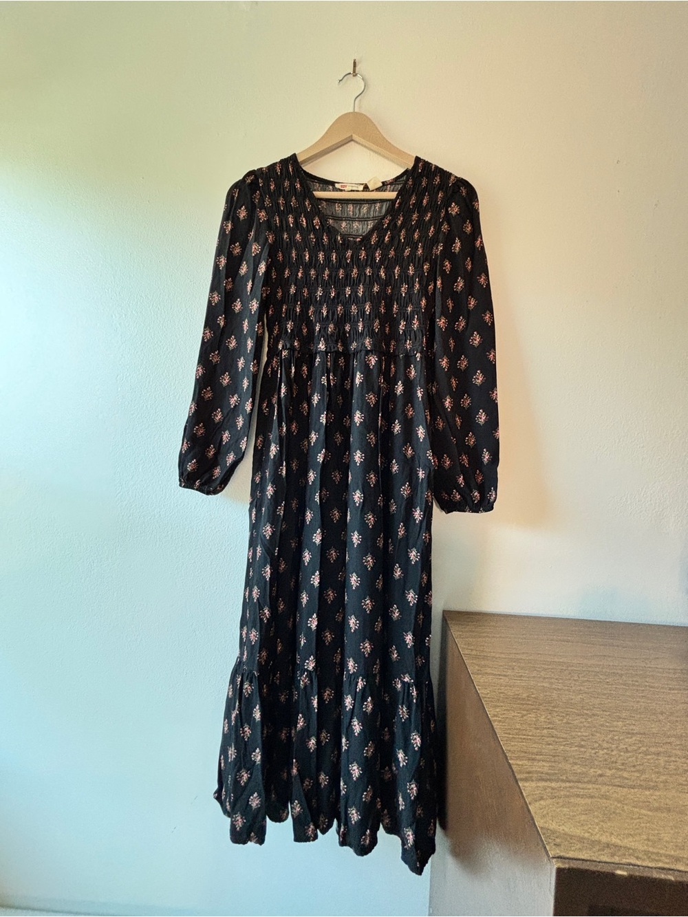 Levi's Black Midi V Neck Dress with Floral Print - Picture 5 of 16